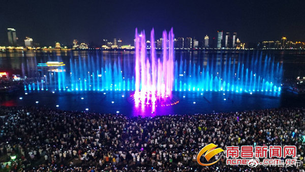 7月11日至7月20日 秋水广场音乐喷泉检修保养暂停开放