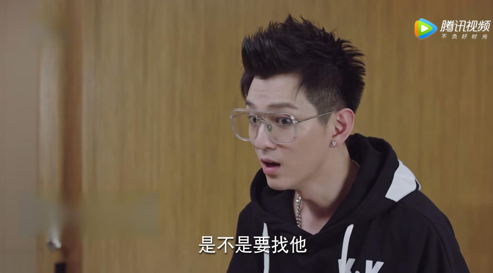 韩商言直言对女人没兴趣,电梯独处却现真香现场,佟年小鹿乱撞