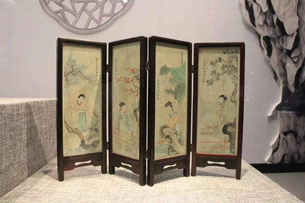 书斋闲赏 ——苏州博物馆藏明清文房器具展