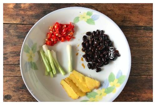 酒鬼评选出，男人最喜欢的“下酒小菜”花生米却未能上榜