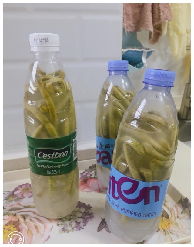 在家用淘米水自制酸豆角，零添加剂，酸豆角炒肉末，下饭超级棒