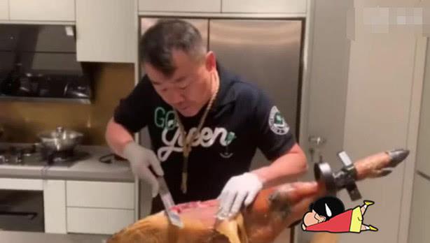 周立波感谢好友送西班牙火腿，却惹上黄毅清，直接晒出网购记录？