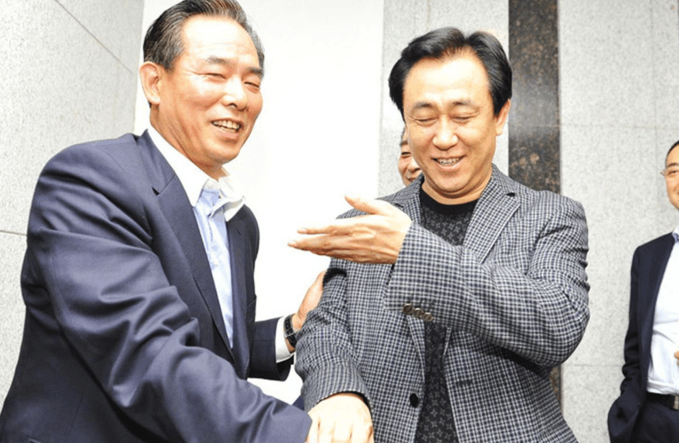 恒大归化小摩托有风险？许家印做到五方共赢，恒大足协都高兴！