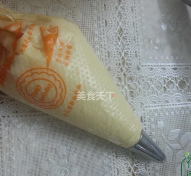 经典曲奇饼干,酥脆可口,做法超简单,一口就上瘾!