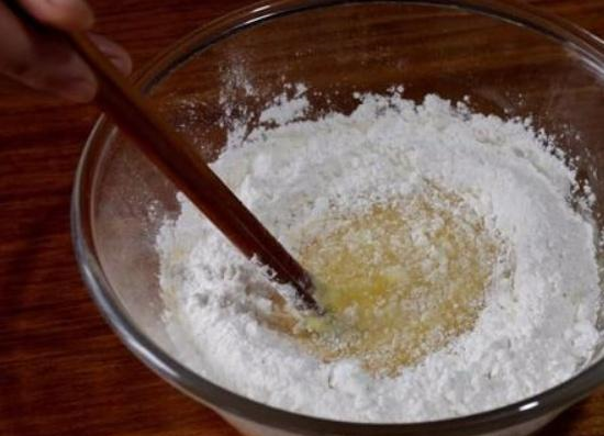 孩子吃饼干不用买,手把手教你,鸡蛋面粉搅一搅就有美味!