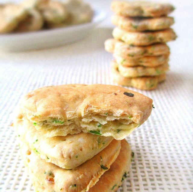 咸饼干也能很美味!香酥咸鲜吃不够