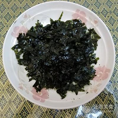 海苔肉松咸饼干，香甜可口，做法简单