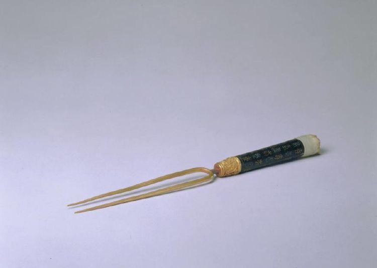 故宫珍藏的皇室奢侈的生活用品，连筷子、水果刀、茶碗都是珍品！