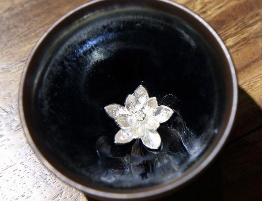 曜变天目与残次废品，不过5°C之隔