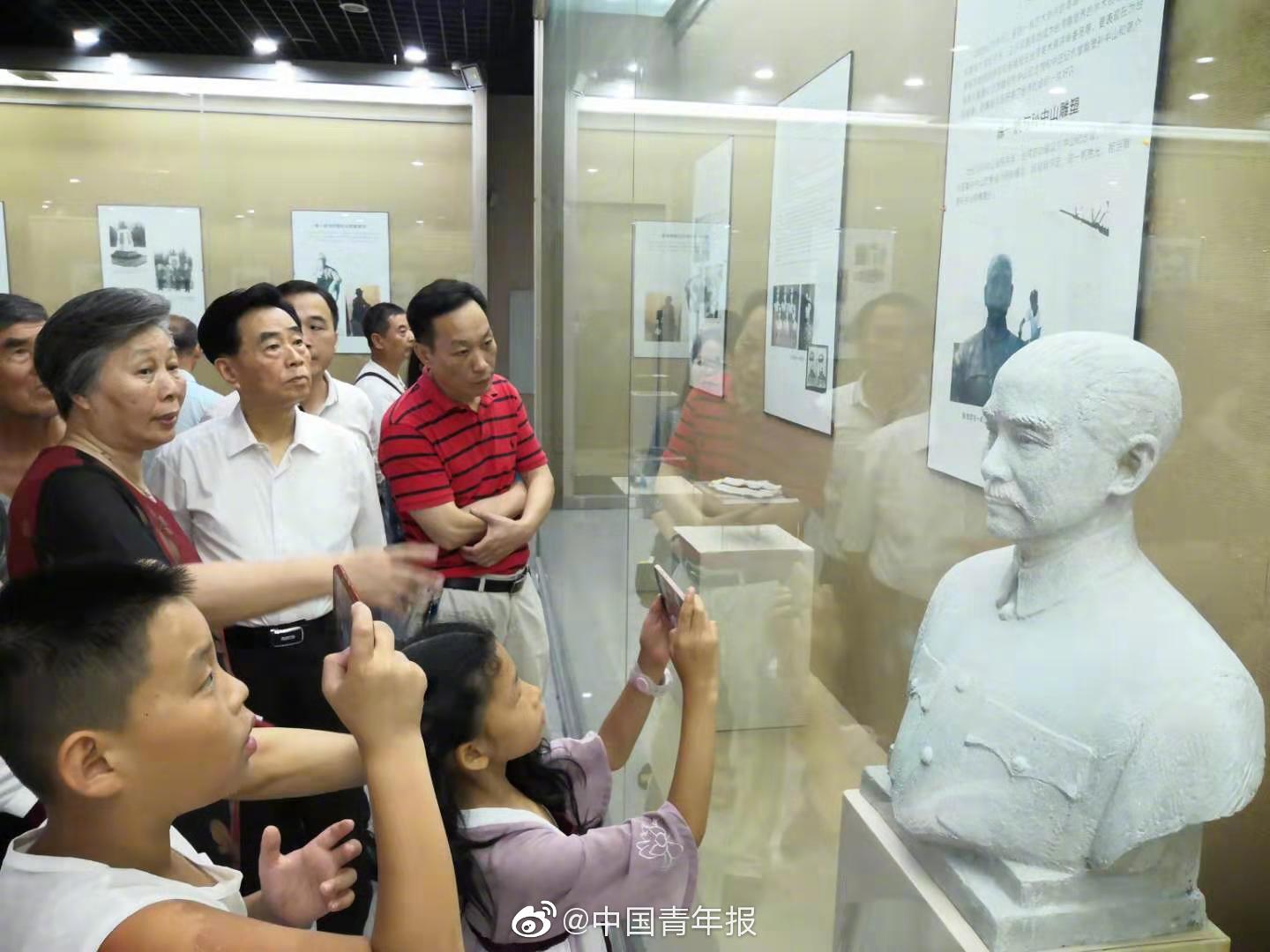 福州举办台湾雕塑家艺术人生展