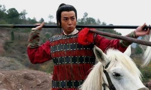 古代科技不发达，假如用现代钢材打造刀剑铠甲