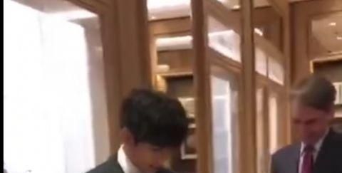 190725 王源品牌活动圆满结束 浪漫的卷毛王子帅气满场