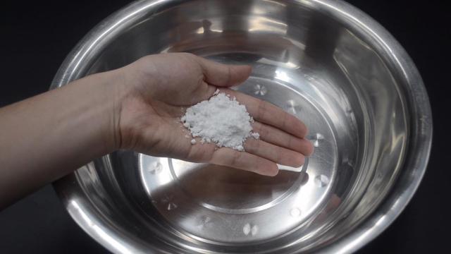 不管毛巾多脏多黄，试试这样泡一泡，洗完的毛巾又软又干净，实用