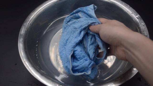 不管毛巾多脏多黄，试试这样泡一泡，洗完的毛巾又软又干净，实用