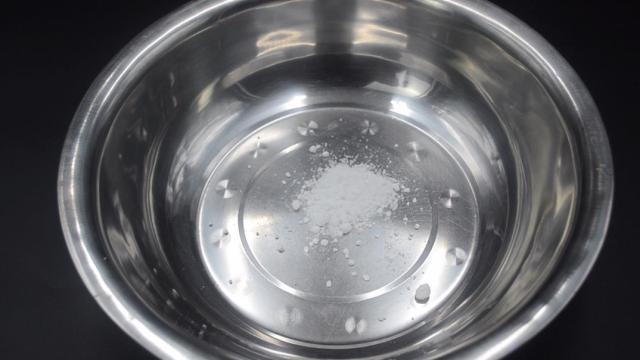 不管毛巾多脏多黄，试试这样泡一泡，洗完的毛巾又软又干净，实用
