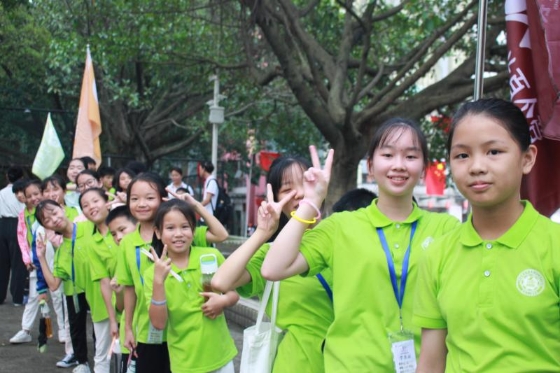 258位学员从“牵手成长”青少年公益夏令营毕业，坦言“学会环保”、“学会感恩”