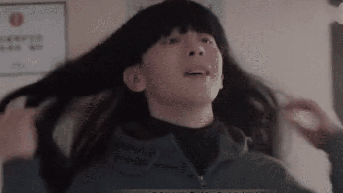 邓伦拿起吹风机一秒化身郝小倩，妖娆？马思纯的表情说明一切