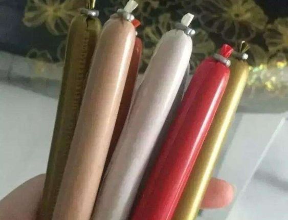 零食界让人“抓狂”的4种包装，火腿肠不算啥，图4是认真的吗？
