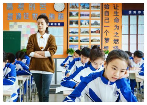 《奋斗》清流演《小欢喜》!萧敬腾8层豪宅中这件艺术品来自小猪