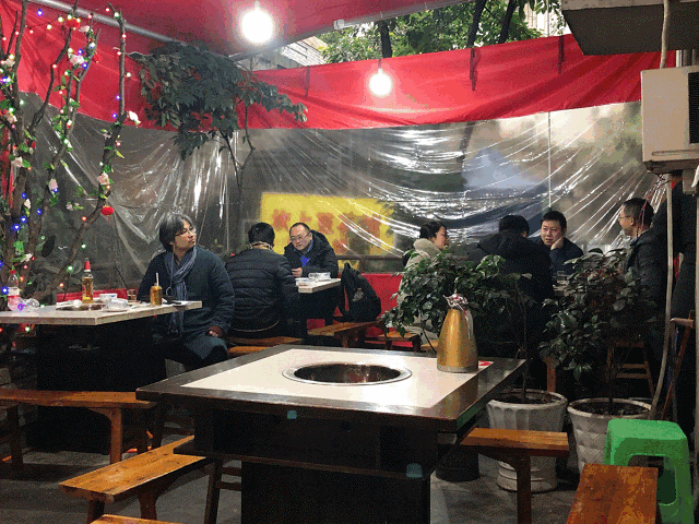 深扒！除了石灰市芋儿鸡，渝中区居然还有这样一家深藏不露的烧鸡