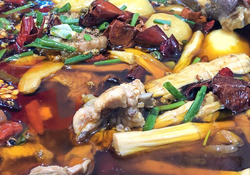 深扒！除了石灰市芋儿鸡，渝中区居然还有这样一家深藏不露的烧鸡