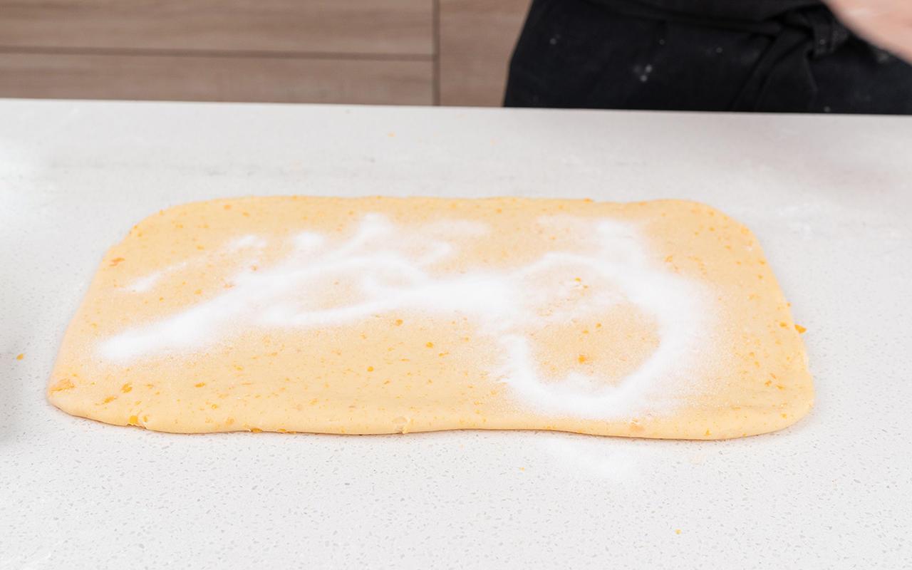 简单酥脆千层口感-老杨同款咸蛋黄饼干