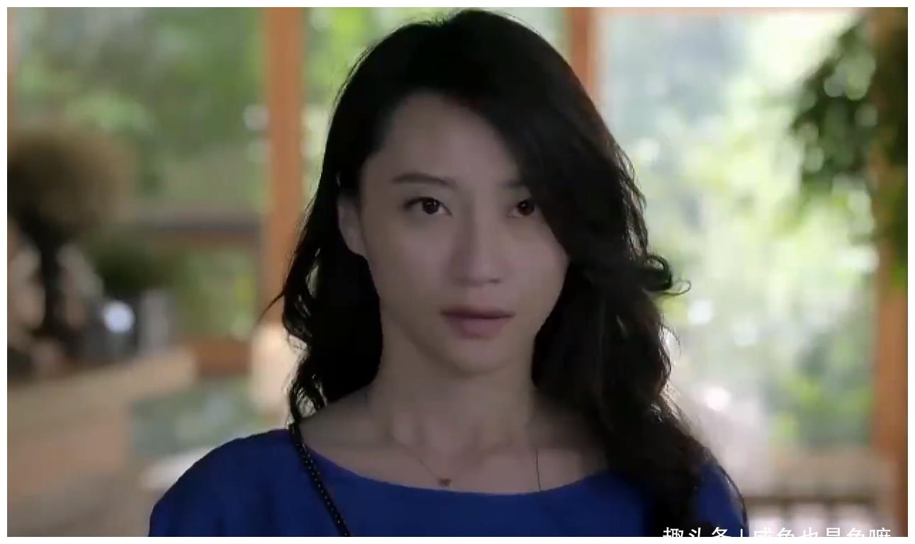 失恋小伙网购美女，充当女友，不合适的还可以换，太爽了！