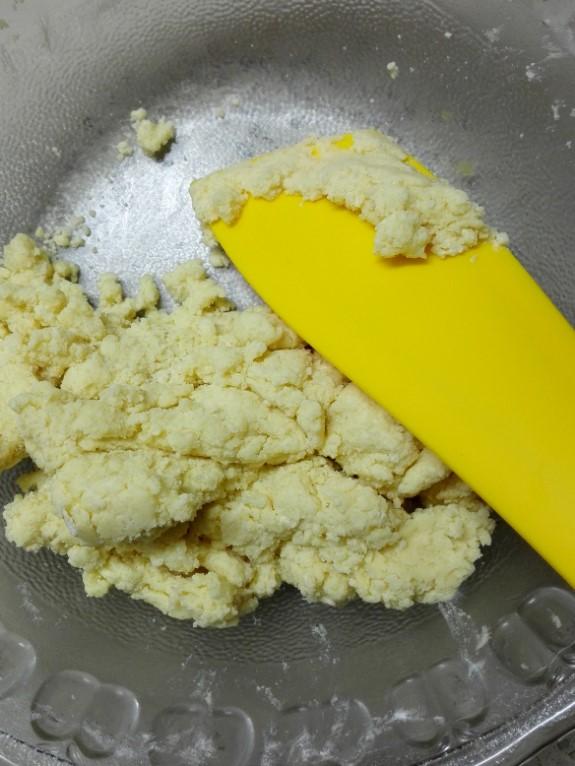 做曲奇嫌热量高、怕糊、怕挤不好?那就试试这款饼干吧