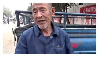 河南80岁老大爷摆小摊，餐具都是“古董”，一卖就是50年！