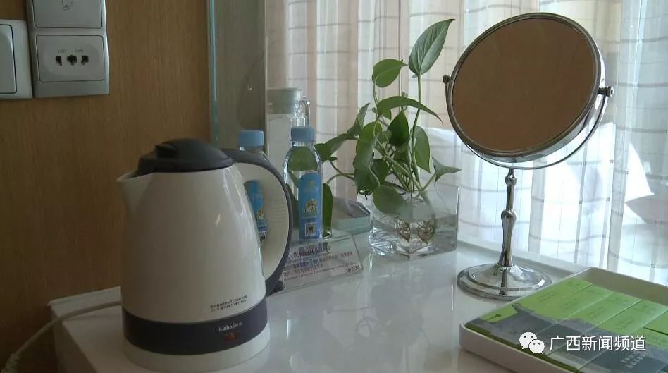 五星级酒店烧水壶惊现女性用品，竟是女客人故意的？！太恶心！