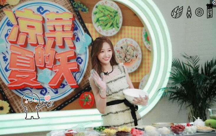 继奶茶引反感后，吴宣仪表演又被吐槽作，几分钟wink18次？