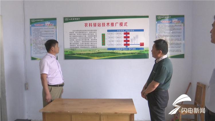 问政山东回头看丨山东企业青睐外来的机器人 人工智能发展如何发力？省科技厅厅长：力争两到三年改变落后局面