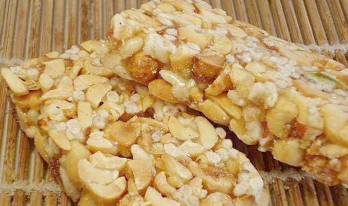 儿时记忆中最美味的零食“花生酥”，做法简单，香甜酥脆