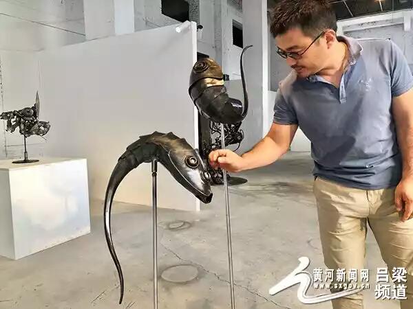 吕梁：一个80后青年让机械“活”起来