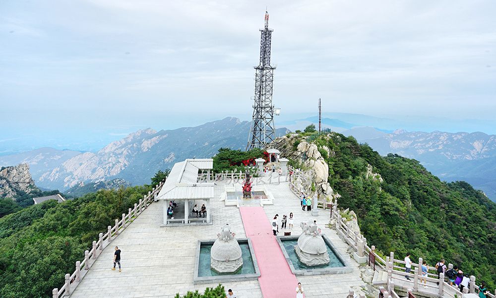 山东最美5A景区 风光堪比黄山 世界最大山体石雕比乐山大佛高3倍