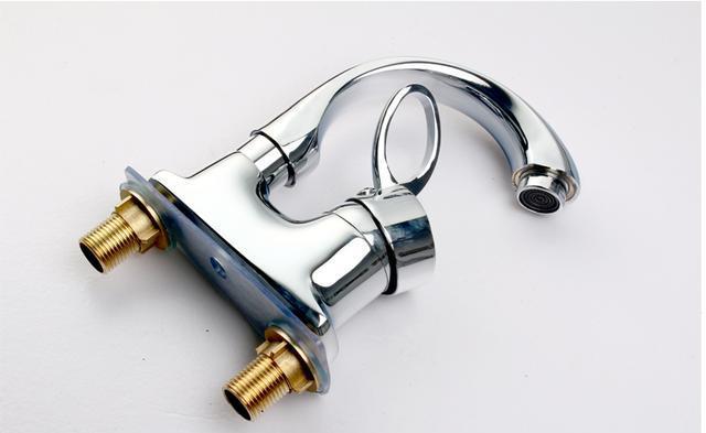 新房水龙头选纯铜还是不锈钢材质？建材城工作的表姐这样建议