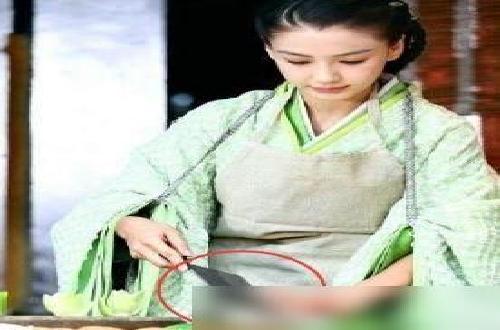 《云中歌》杨颖手上的不锈钢菜刀好高档