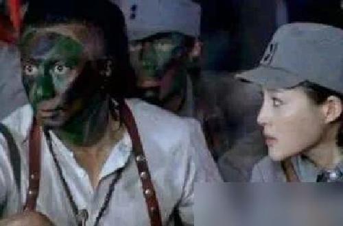 《云中歌》杨颖手上的不锈钢菜刀好高档