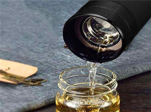 买保温杯该如何挑选？教你3个挑选优质保温杯的妙招，简单实用