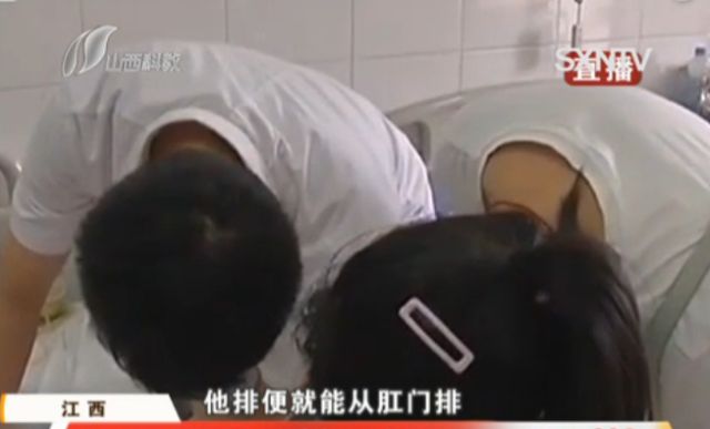 男孩被音乐喷泉击穿肠子，事后竟还有孩子玩耍，负责人这样解释
