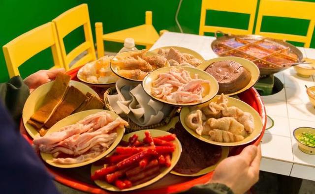 重庆石灰市老火锅杨家坪店开业，家住杨家坪附近的小伙伴有口福啦