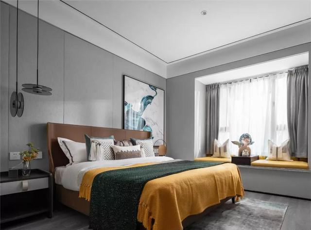 135㎡轻奢风四居，高级灰+大理石+黄铜金，这样的家才叫顶级