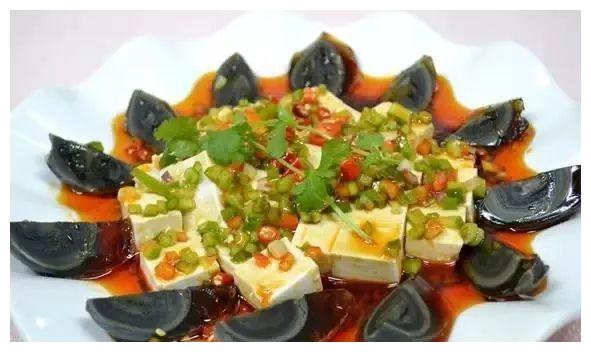 筷子夹不起的三道菜！花生米算个啥？全部夹起才算厉害