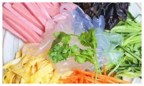 筷子夹不起的三道菜！花生米算个啥？全部夹起才算厉害