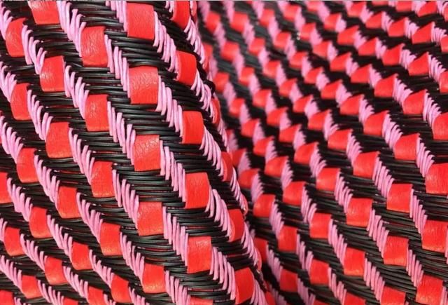 皇艺的面料不是Fabric Design
