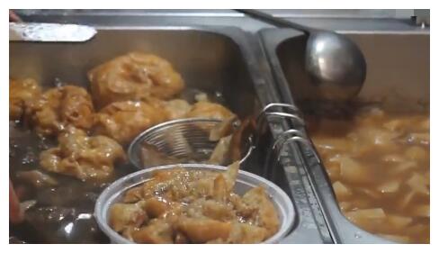 广州小巷子里的牛杂之王！明火慢炖三小时，当天现买新鲜原料