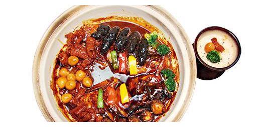 鱼头佛跳墙原料丰富，鱼肉鲜香，汤汁浓郁请客吃饭倍有面子