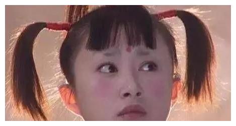 关晓彤缝纫机造型算什么?这些女星的古装造型才不堪入目