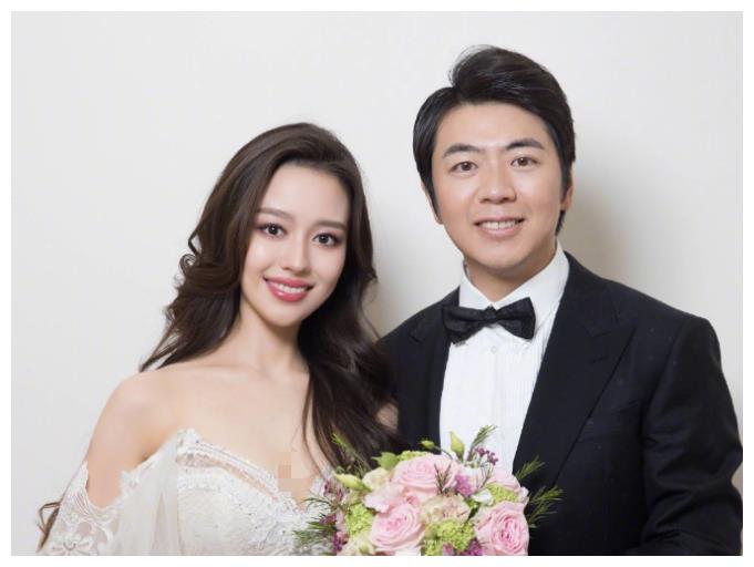 世界著名钢琴演奏家郎朗，混血妻子照片曝光，颜值身材惊艳众人