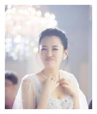 助理曝光了一个生活中不一样的许晴,用袜子当眼罩还睡的挺香